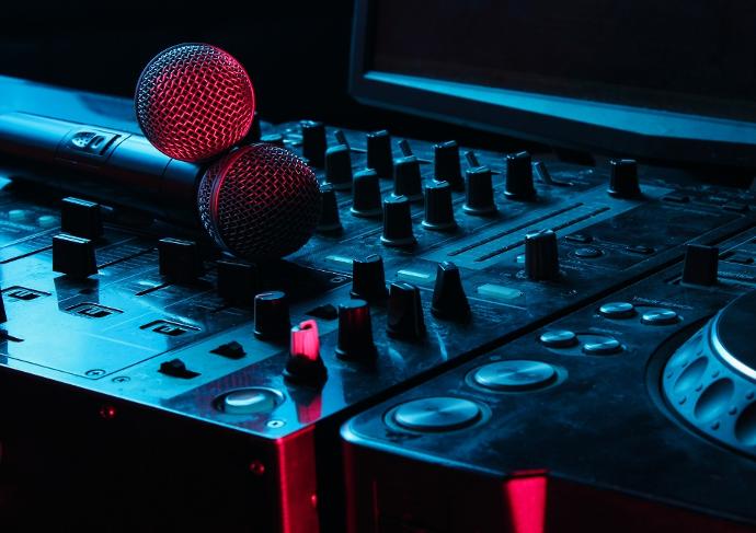 DJ ANIMATEUR, VOSGES, LORANIM, EPINAL, REMIREMONT, GERARDMER, SAINT DIE, LA BRESSE, VITTEL, NEUFCHATEAU, NANCY 02